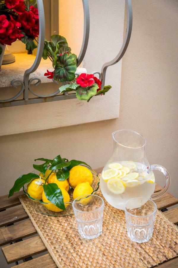 Lianelia Boutique Village House Argyrades Exterior foto