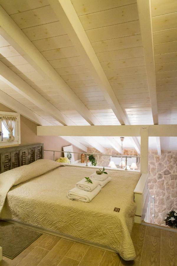Lianelia Boutique Village House Argyrades Exterior foto